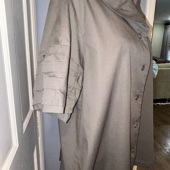 Ischiko Taupe Cotton Button top, US 10, Minimalist Lagenlook - Picture 3 of 10